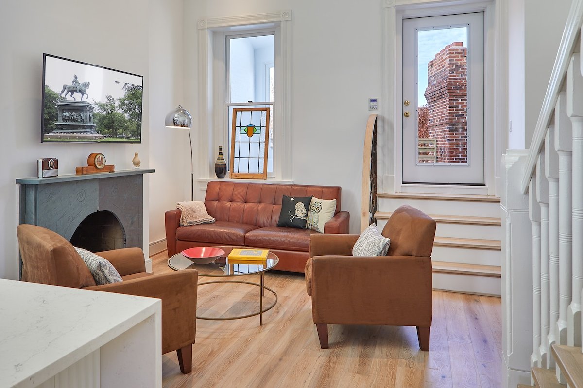 Modern 2BR Treetop Oasis on Historic Logan Circle gallery image 4