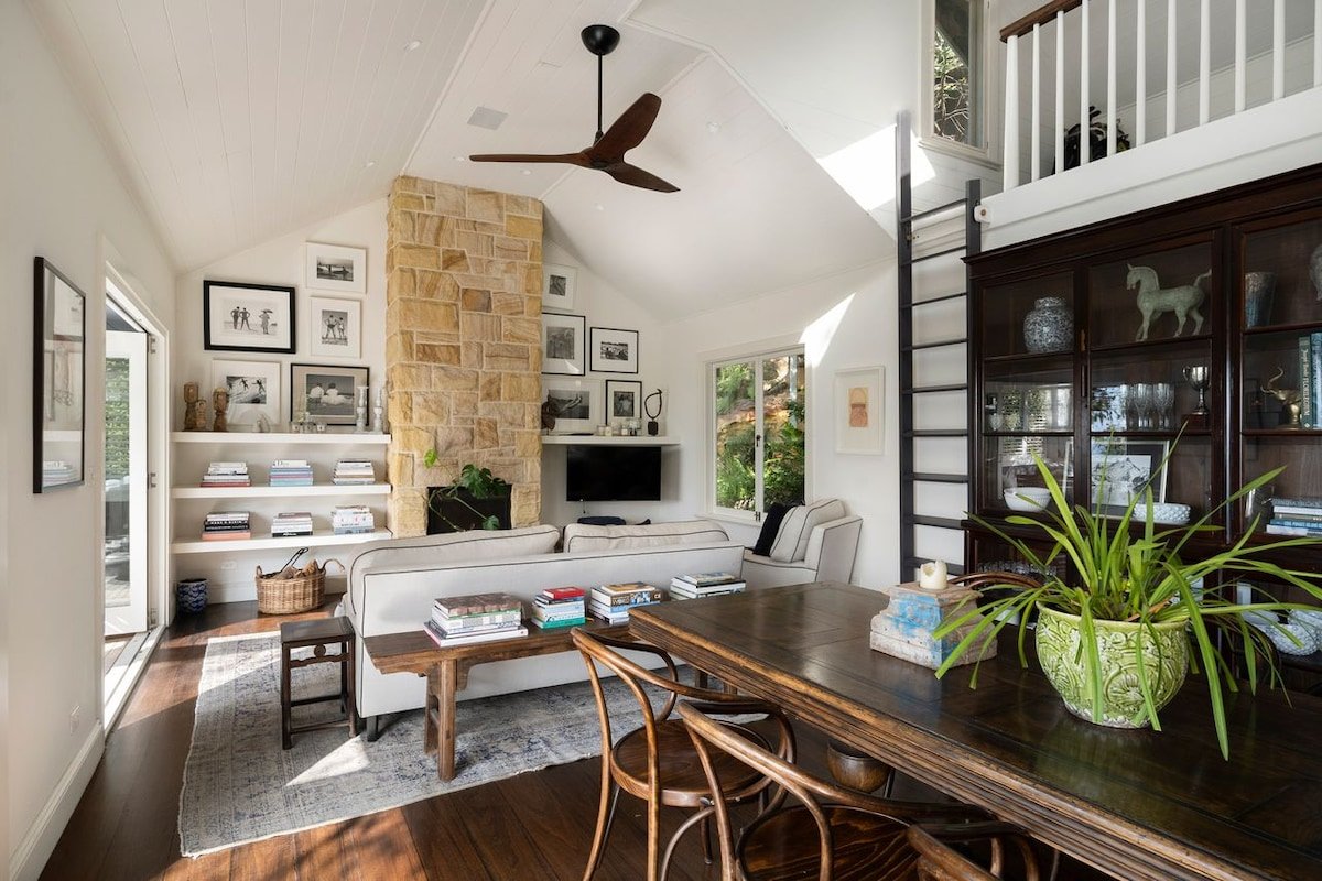 Freya by Palm Beach Holiday Rentals gallery image 4