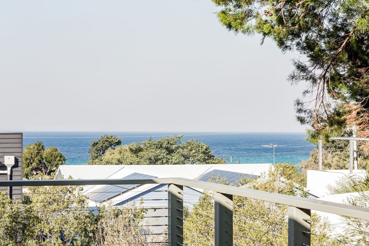 Heavenly Horizons gallery image 4