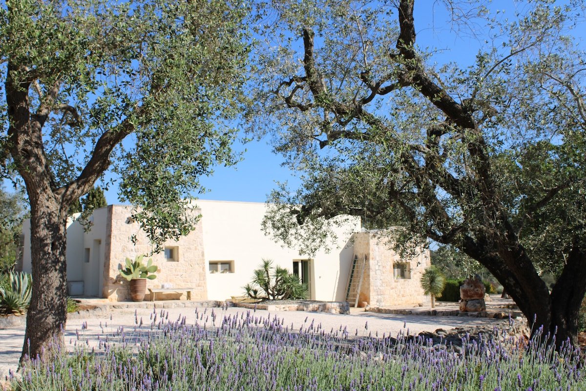 Private Villa, Pool & Sauna – Itria Valley gallery image 3