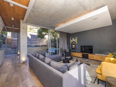 Cube – Cape Luxury Stay