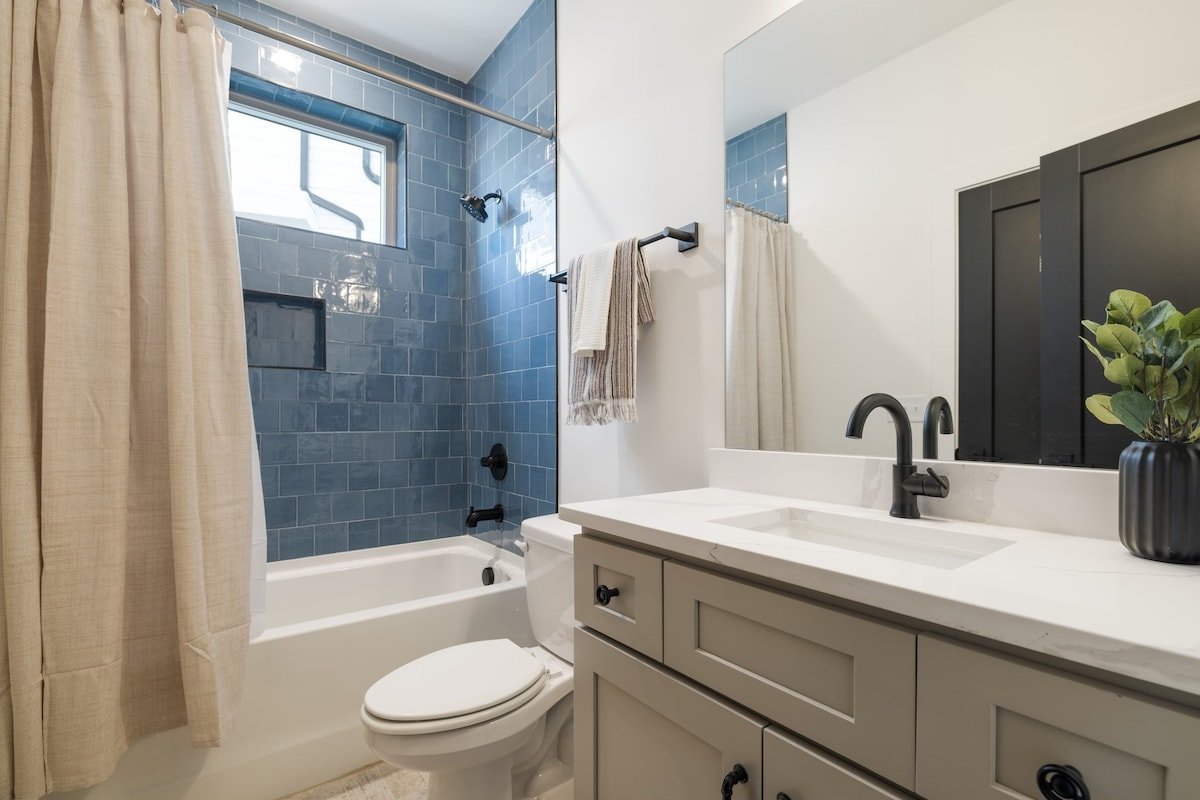 The Desperado at Hydes Ferry gallery image 4