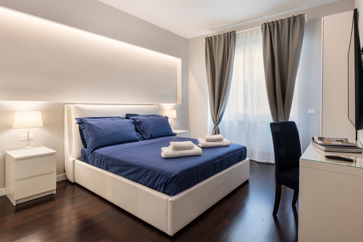 Firenze Rentals Luxury Ponte Vecchio II