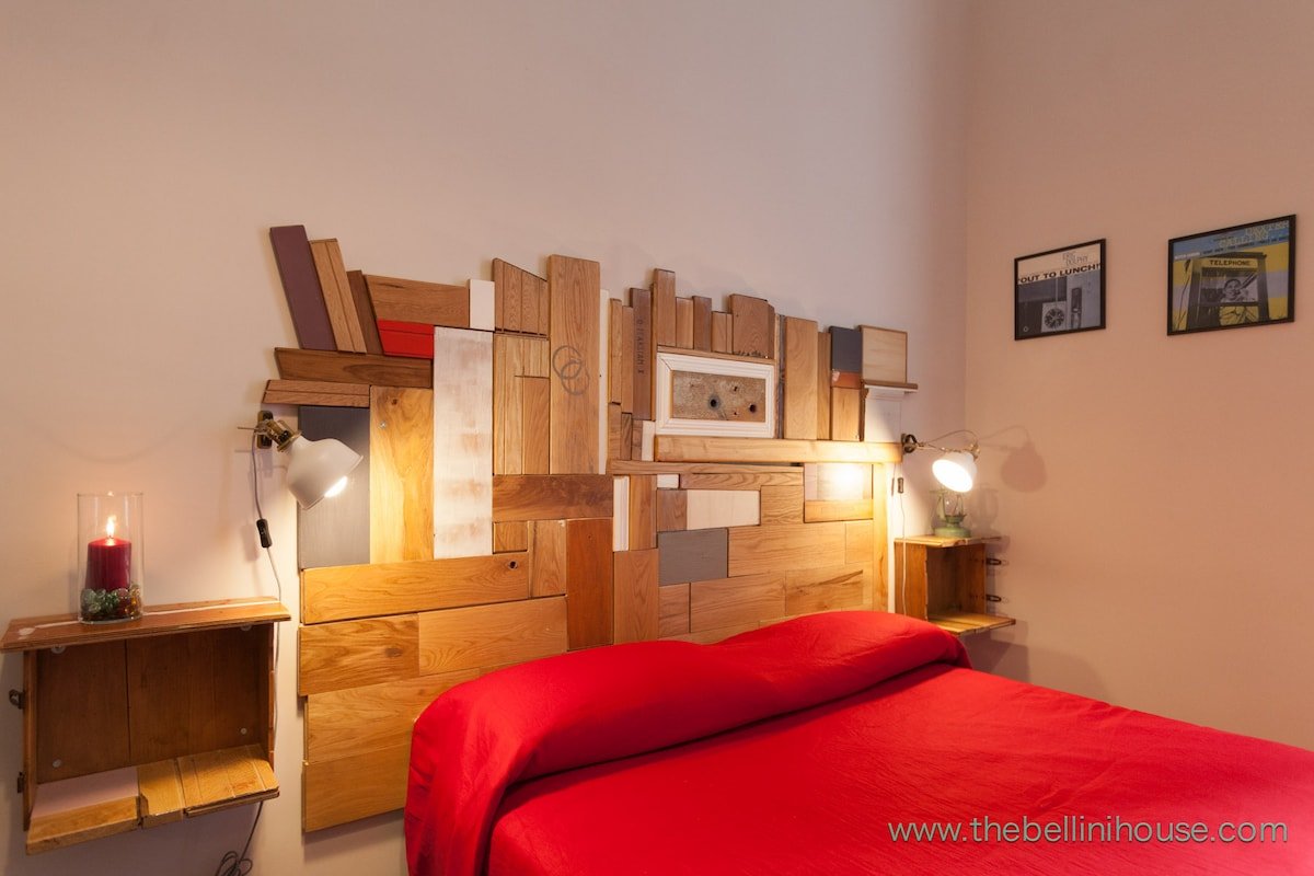 The Bellini House by House In Naples – Room 2 gallery image 4