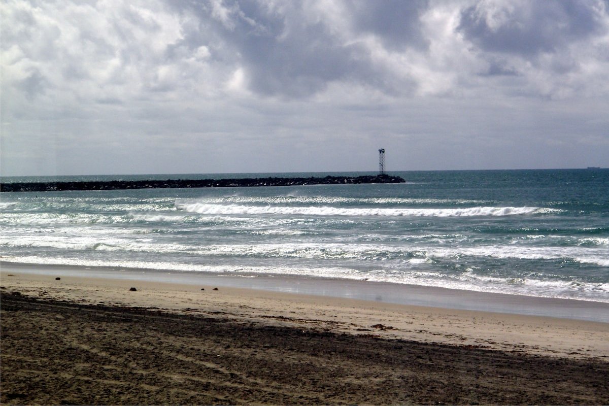 Nothing beats Ocean Front! gallery image 4