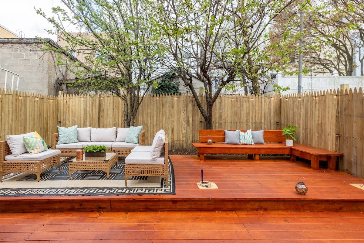 Modern 4BR w/ Yard+Gameroom|PATH+Bus Access to NYC gallery image 4