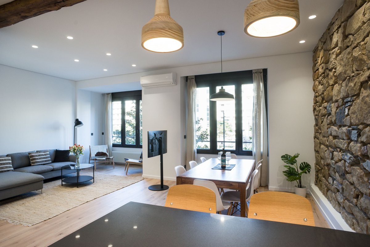 Cantabric Plaza, near La Zurriola Beach