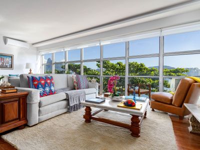 Frente para o mar, Cristo e Pão de Açúcar, 7 hósp