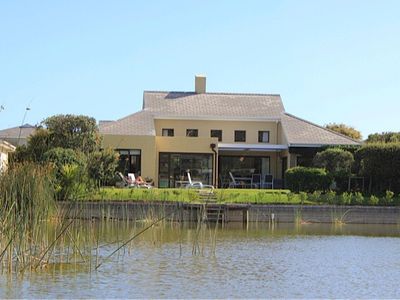 Beautiful 3/4 bedroom Villa on Lake Michelle