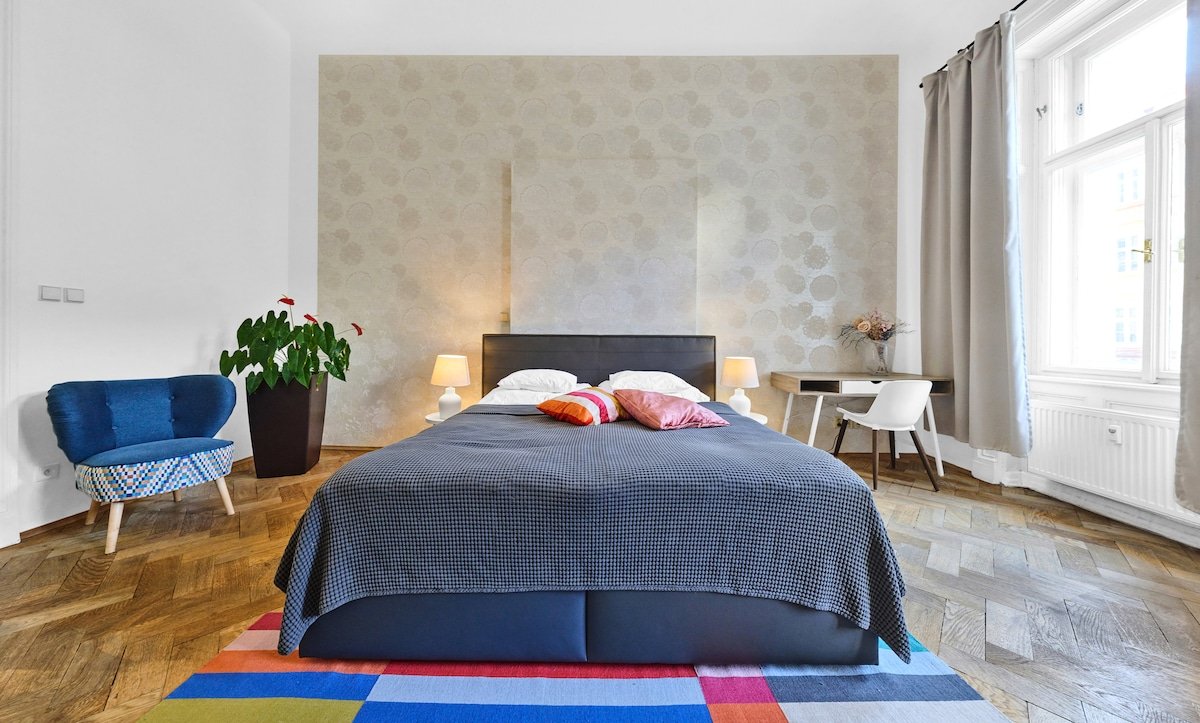 Modern 3-bedroom Lesser Town Apartment Nr.6 gallery image 2