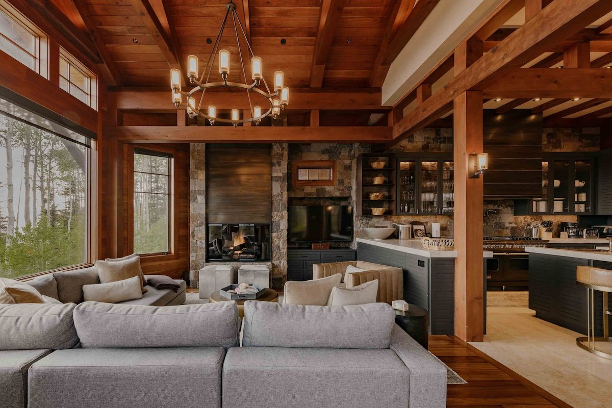 Ridge Top Ski, Hot Tub, Gondola | By InvitedHome gallery image 4