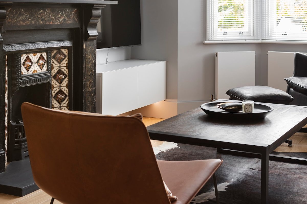 Contemporary Boutique Retreat gallery image 5