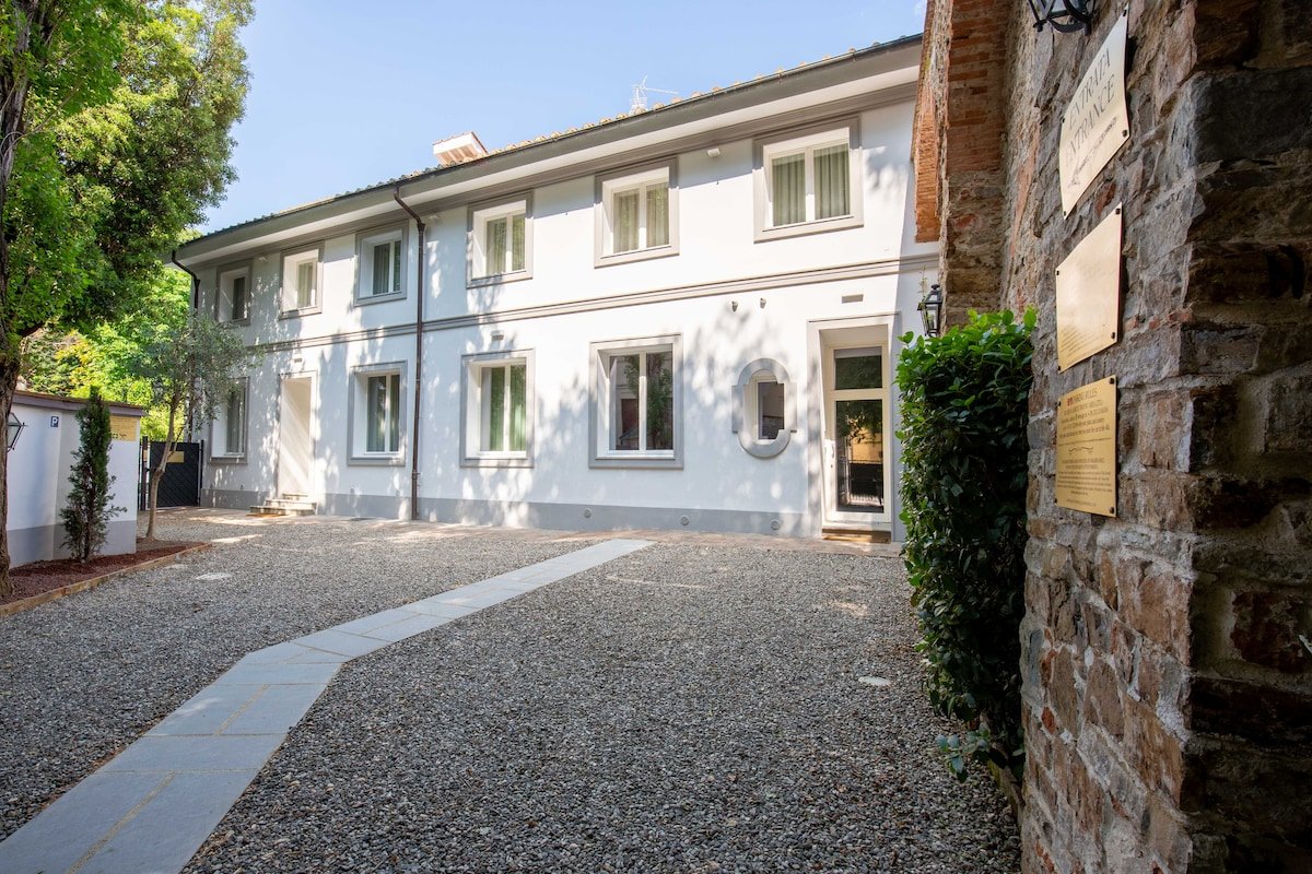 Villa Tortorelli – Entire Central Villa with Pool gallery image 3