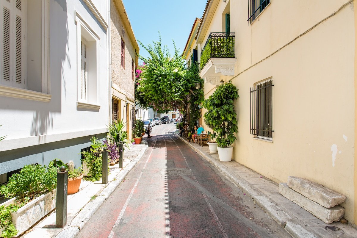 Athenian House in Plaka | Athenian Homes gallery image 2