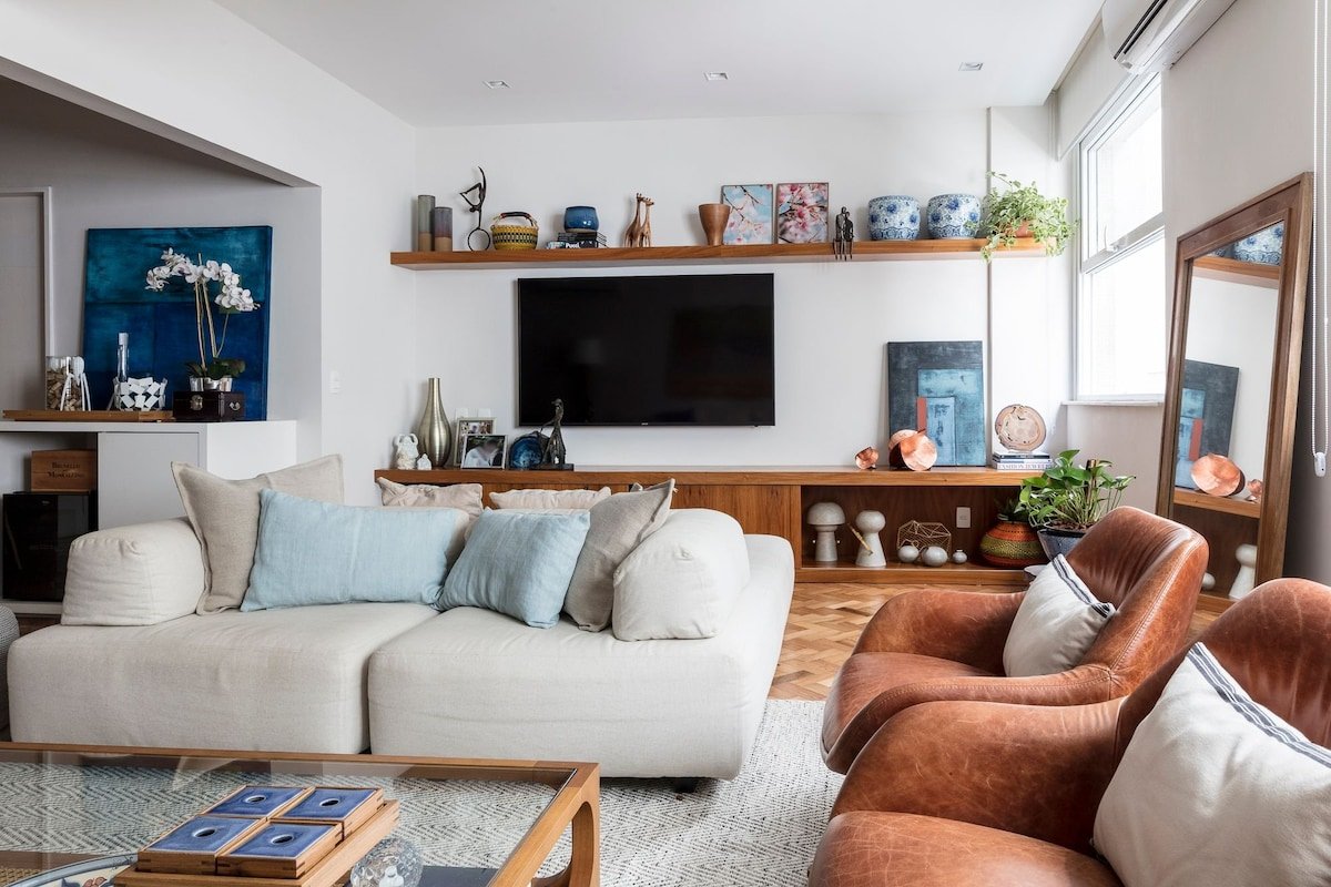 Leblon | Casual, Comfortable, 2 Min. from the Sea gallery image 3