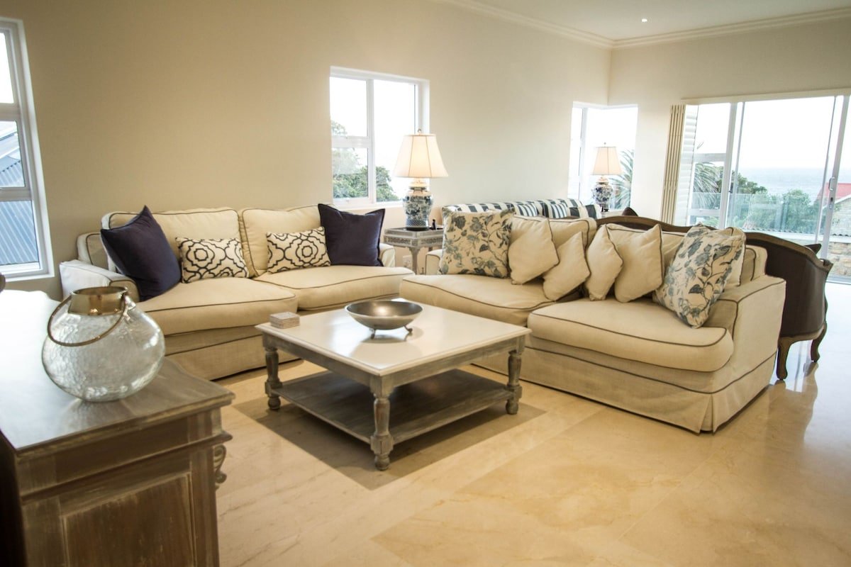 BayBlu House on Seaforth gallery image 4