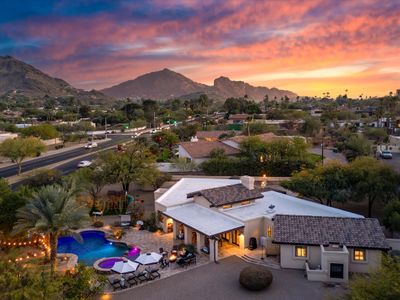 Luxe PV Retreat – Pickleball – Heated Pool – Sauna