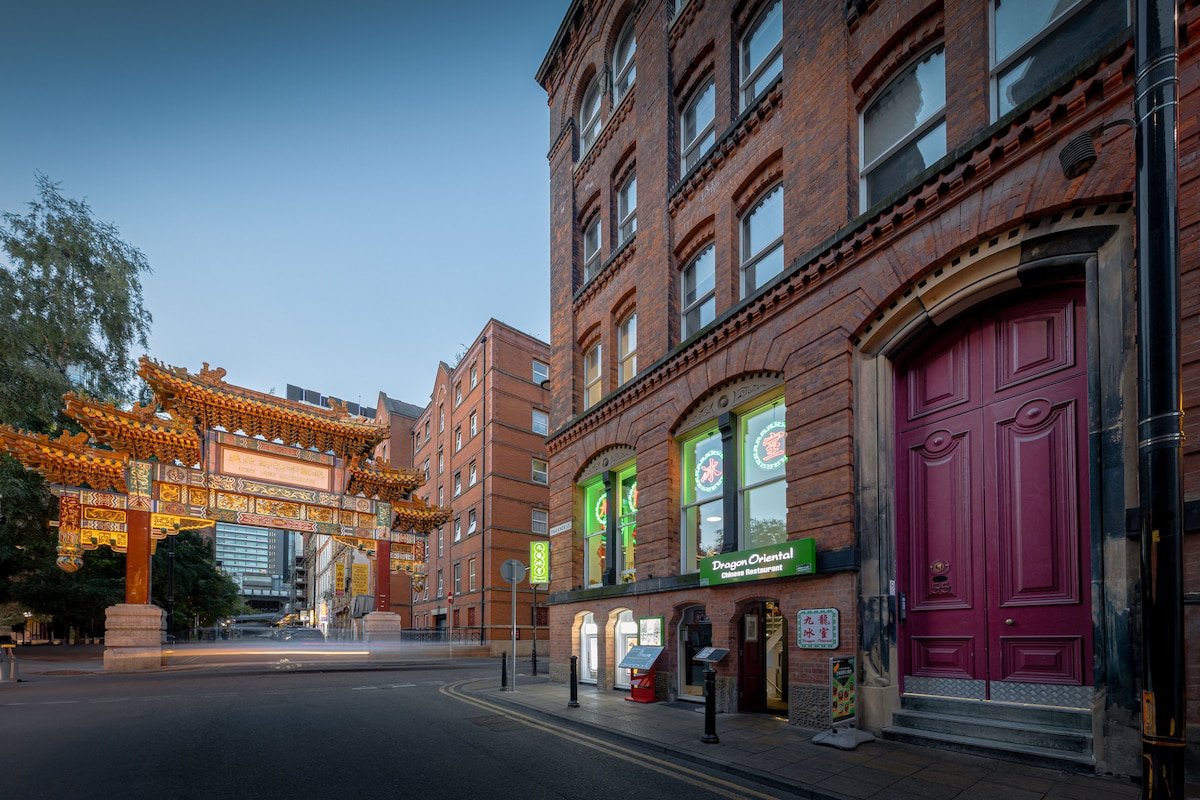 Luxurious 3BED Penthouse in Mcr *Private Terrace* gallery image 4