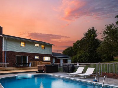 Ridge Valley by AvantStay | Chic Asheville Escape