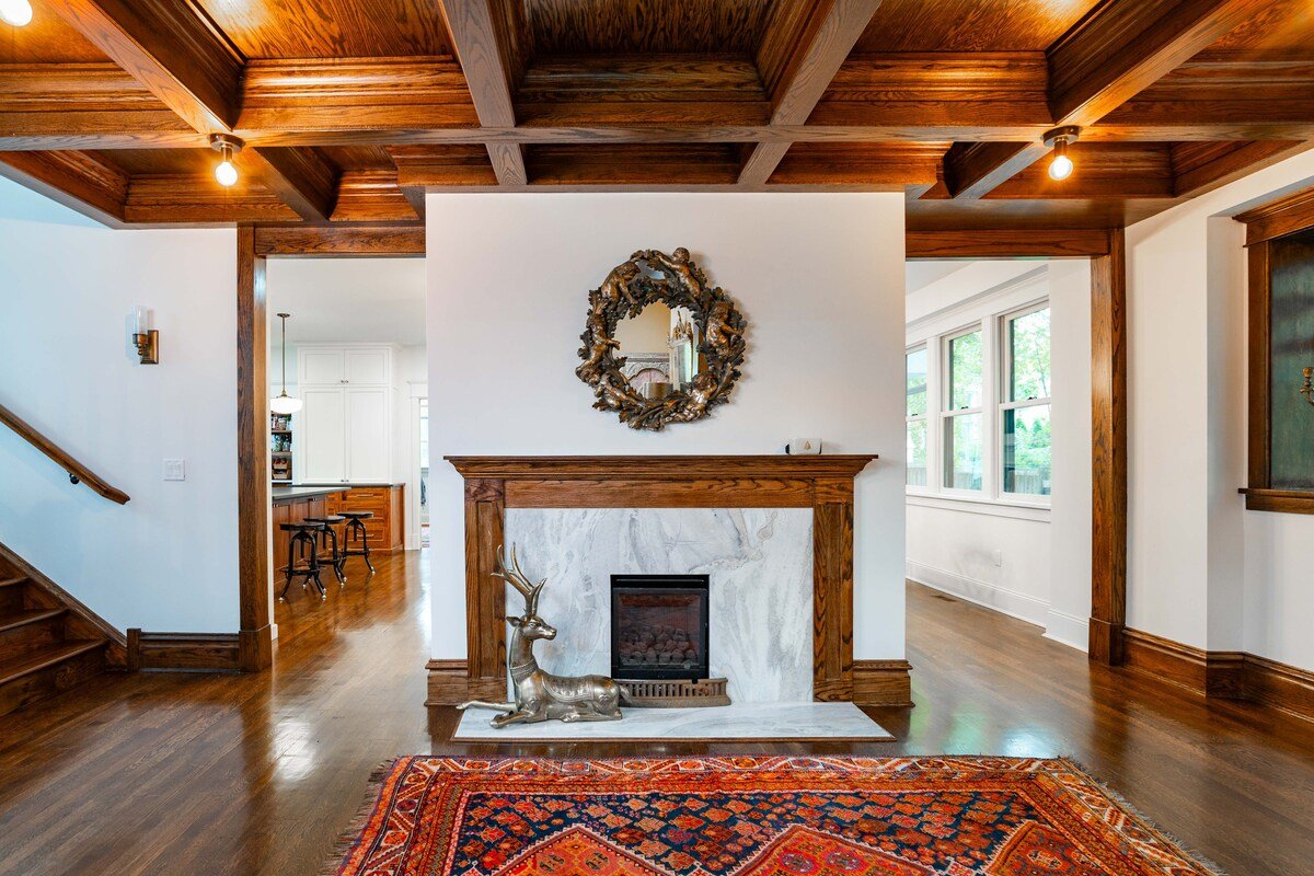 Summit Avenue Mansion gallery image 3