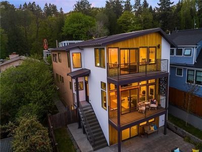 Lake and Rainier views, tons of space and games