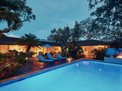Romantic Beach Villa with Private Pool & Courtyard