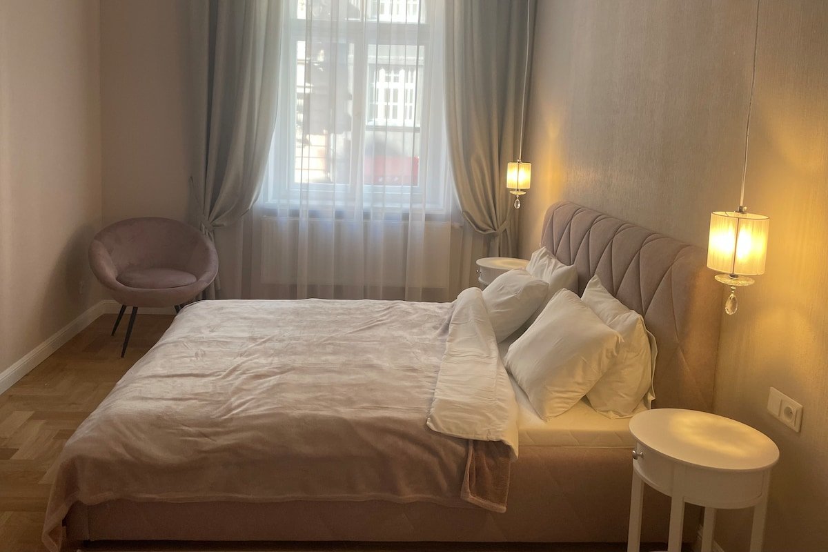 Spacious 5 bedroom apartment in the centre of Riga gallery image 4