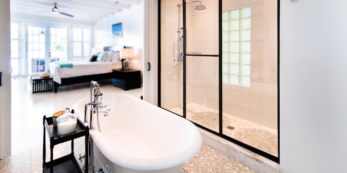 Luxury Private Villa in Starfish Point gallery image 3