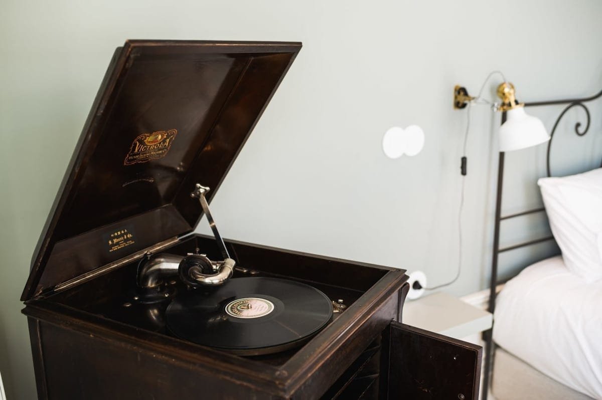 Victoria Luxury Apartment, Historic House Downtown gallery image 5