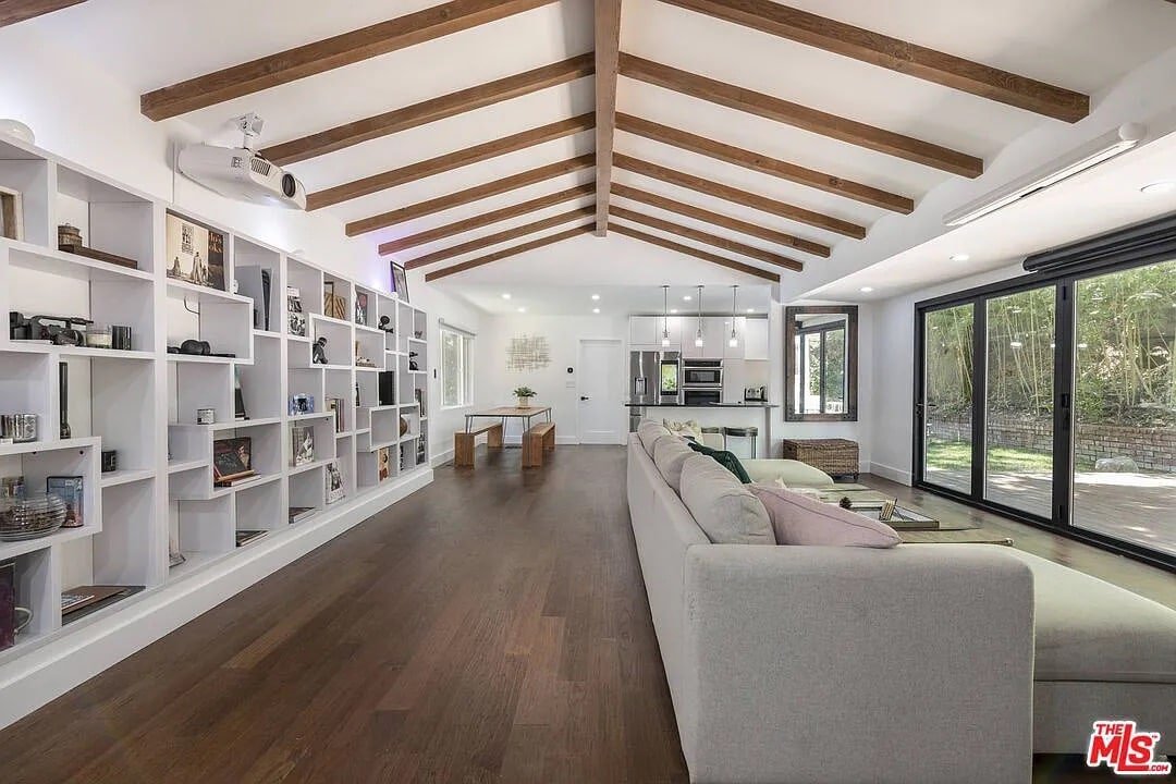 Villa Outpost in Hollywood Hills gallery image 2