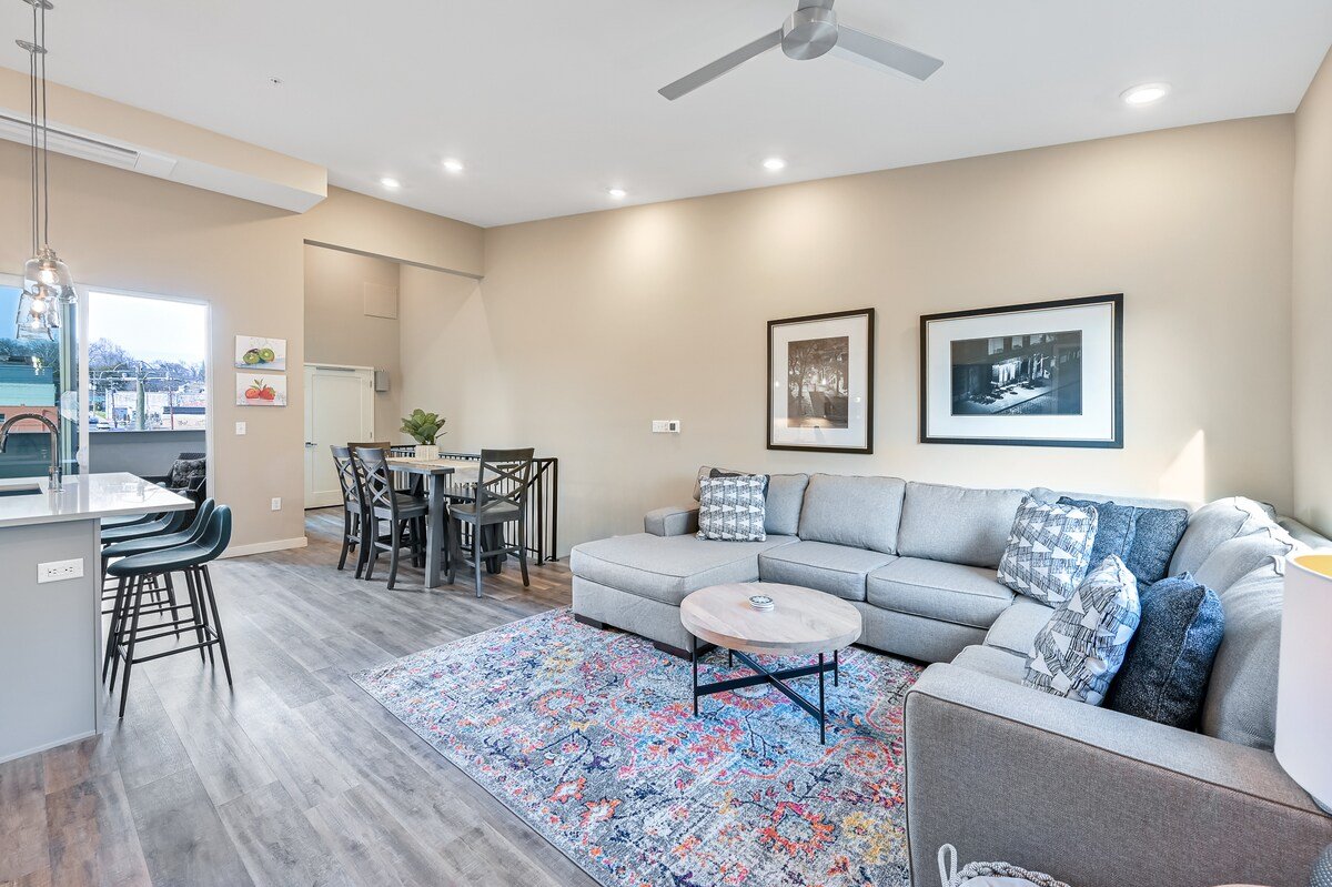 Three King Bedrooms, Terrace, and Private Elevator gallery image 3