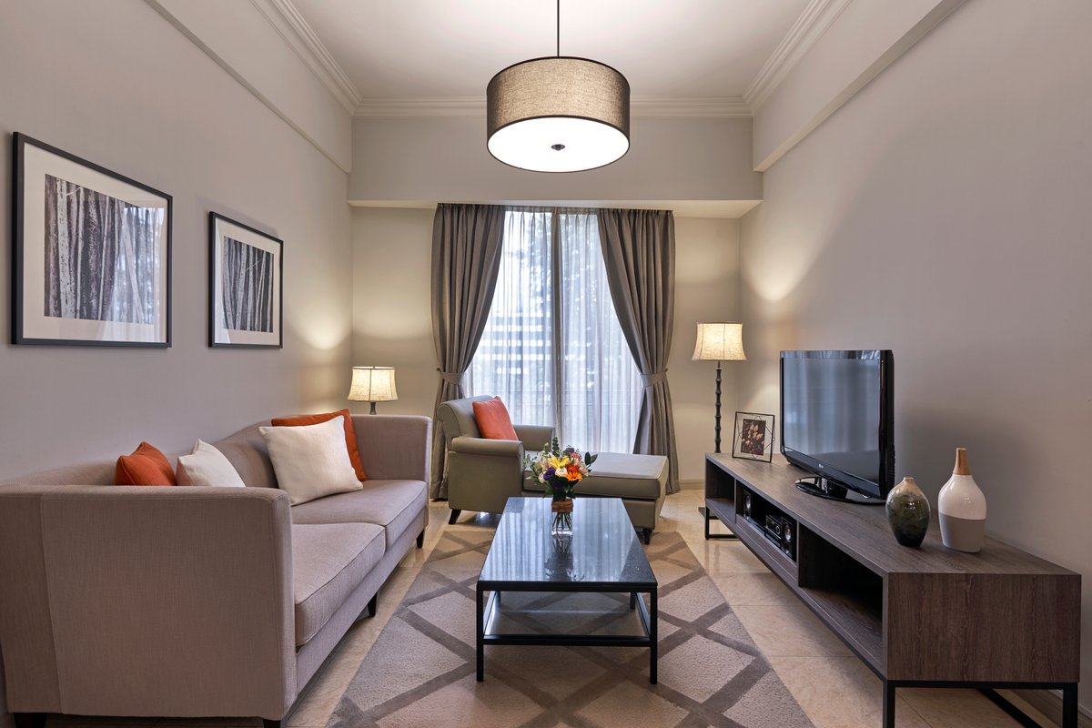 Stylish 2BR Superior apartment in Orchard