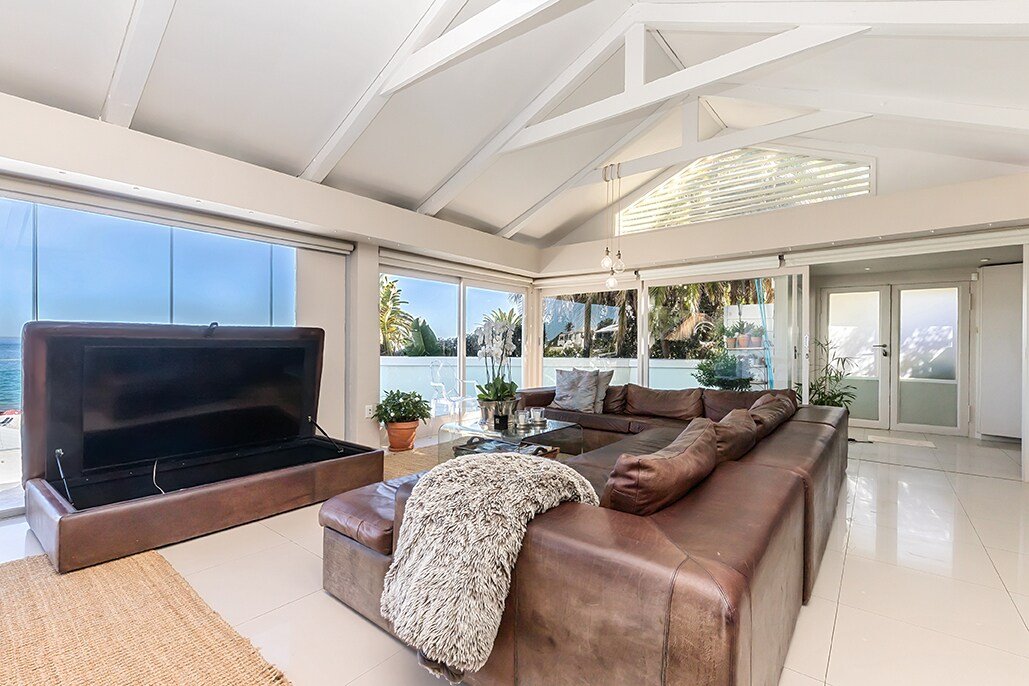 Clifton Bungalow – Cape Luxury Stay gallery image 5