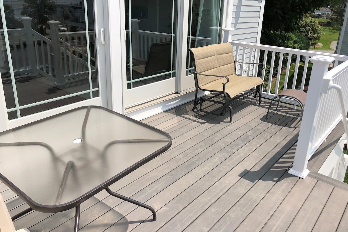 Sea Breeze Inn guest house. Walk to Beach gallery image 5