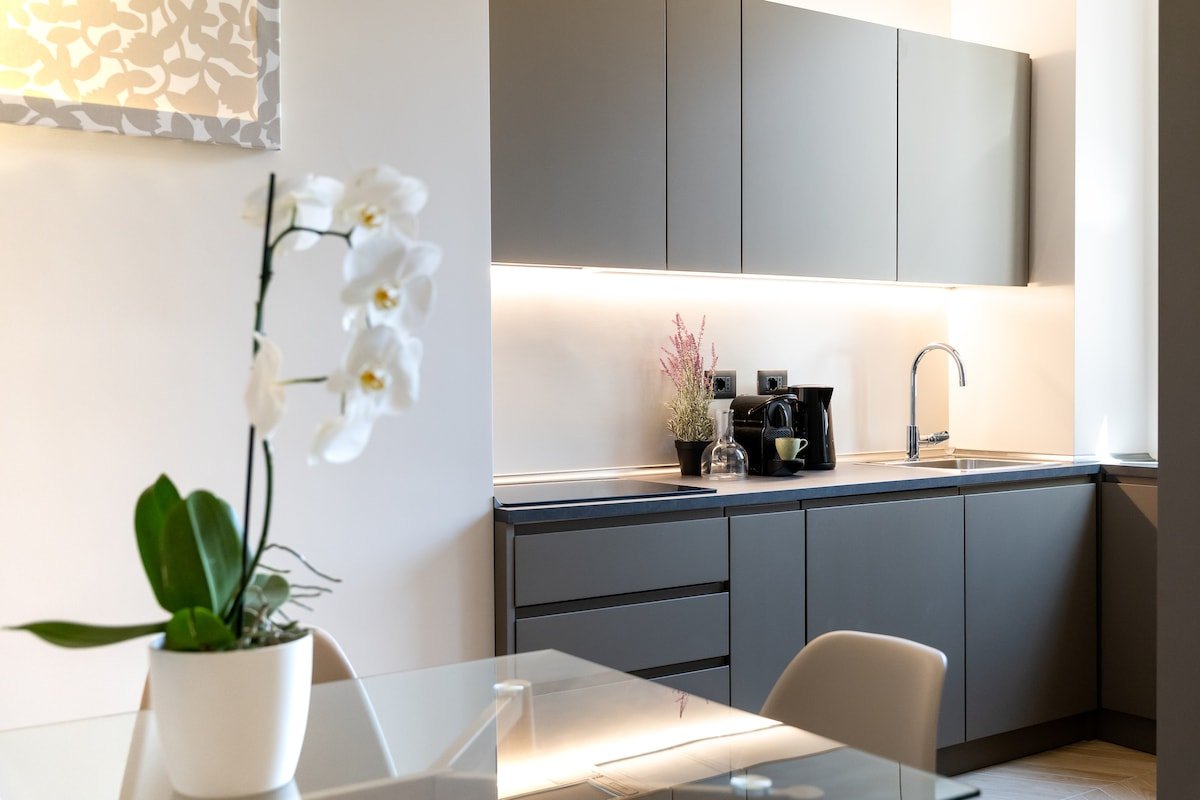 Design Apartment in Rome gallery image 3