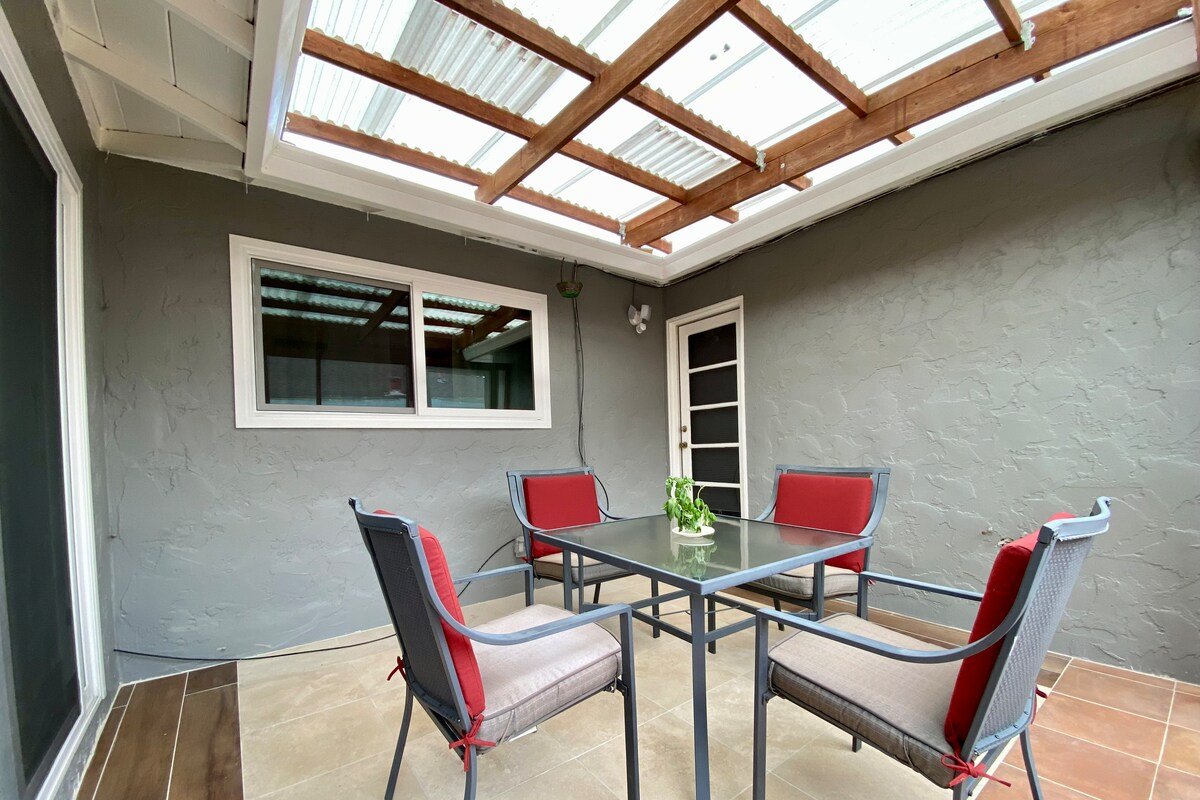 Newly remodel & convenient 4 bd/4ba @San Jose gallery image 4