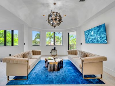 Las Olas Isles | Waterfront Villla | Isle Key