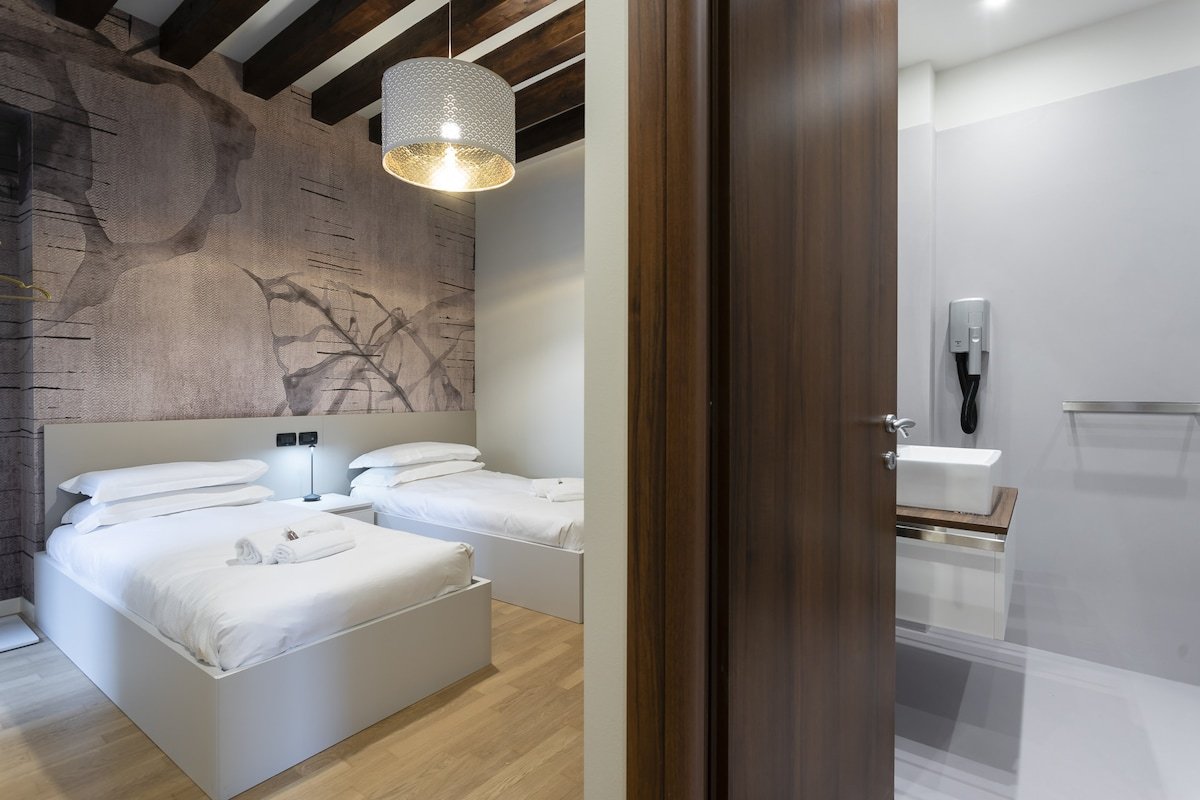 Rialto Prestige Apartment gallery image 3