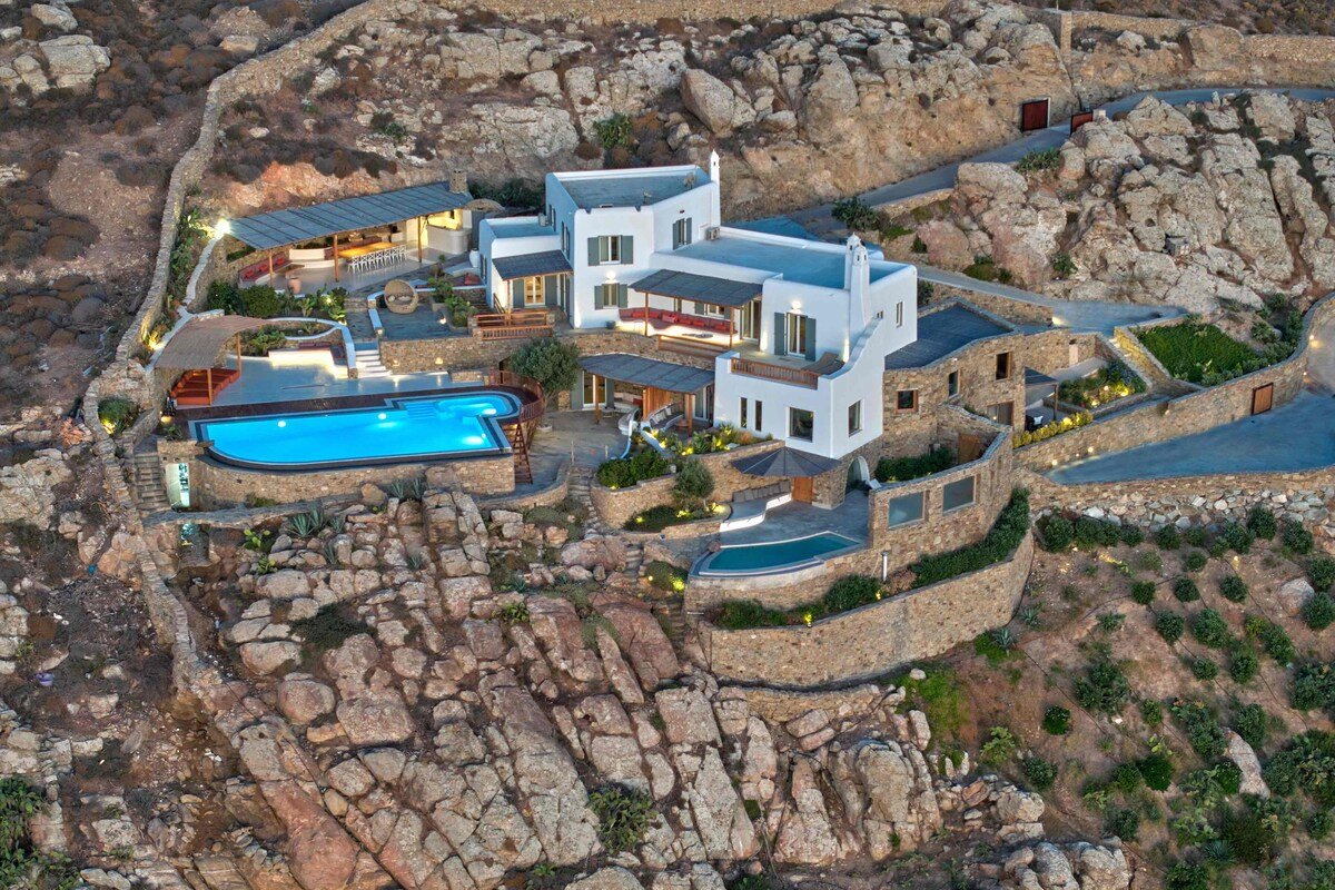 Breathtaking Villa Kalo Livadi gallery image 5