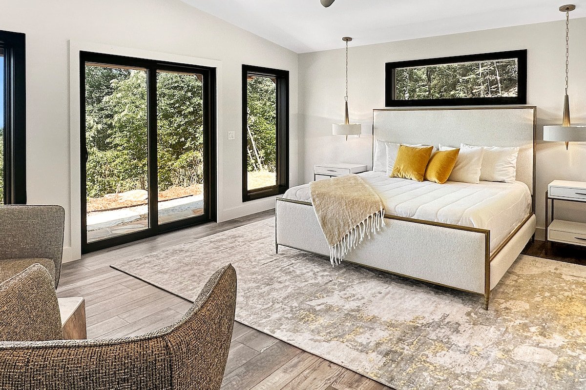 sunset view, hot tub, wood firepit, lawn for games gallery image 3