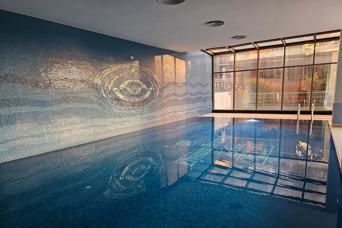 Perfect Residence 3 bedrooms Gym Sauna Pool