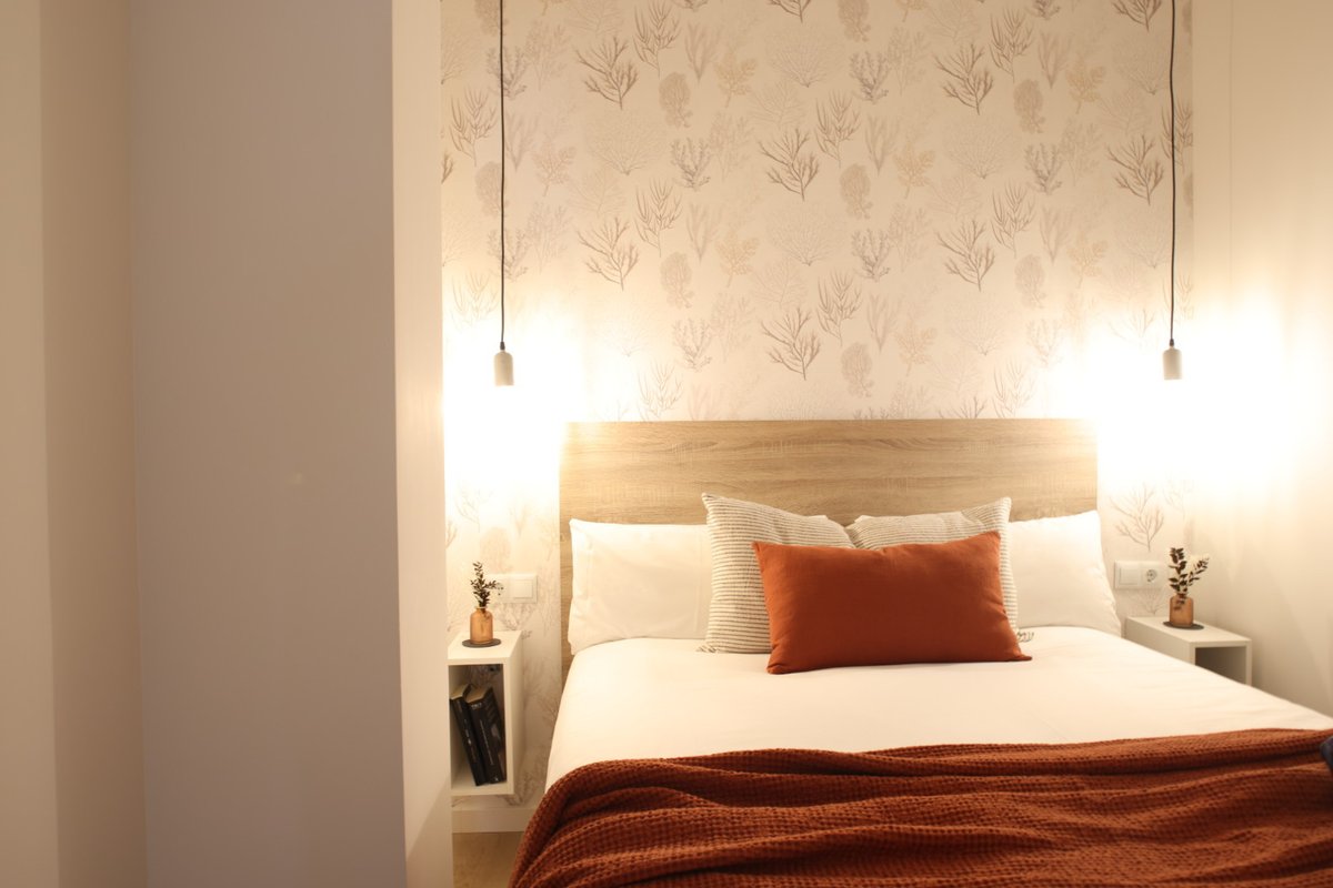 The Serreria Rooms I by Florit Flats