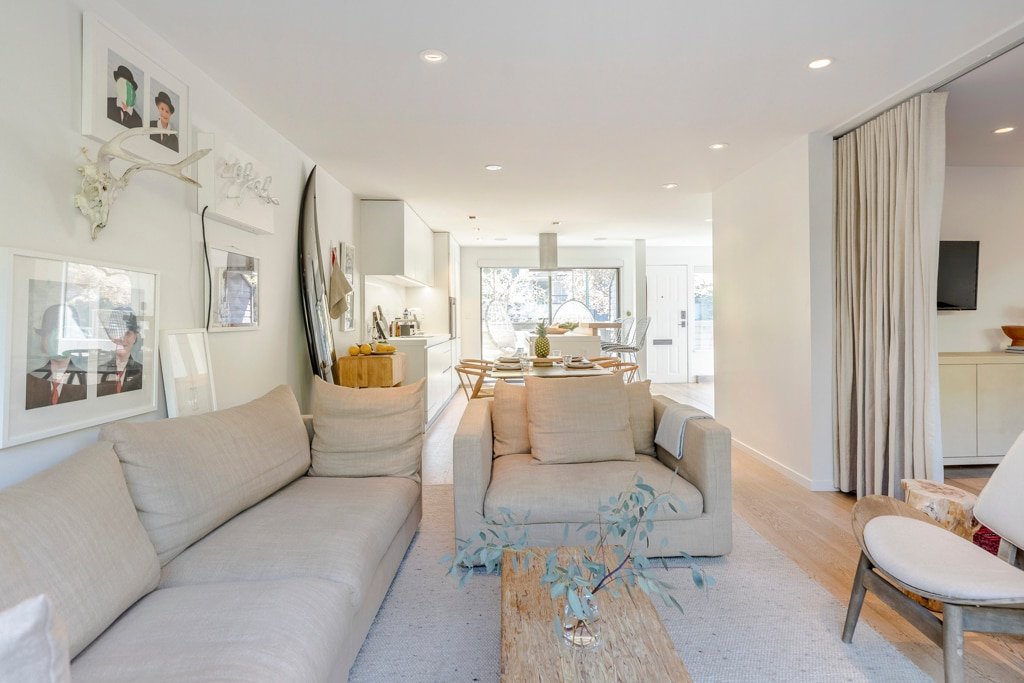 Kits Point Luxury Beach Home/3BDR+SleepingLoft+Den gallery image 4