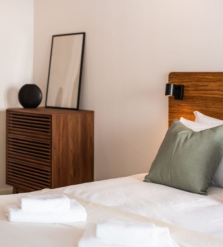 The Haus | Modern 3-BR Escape in Vibrant Lisboa gallery image 2