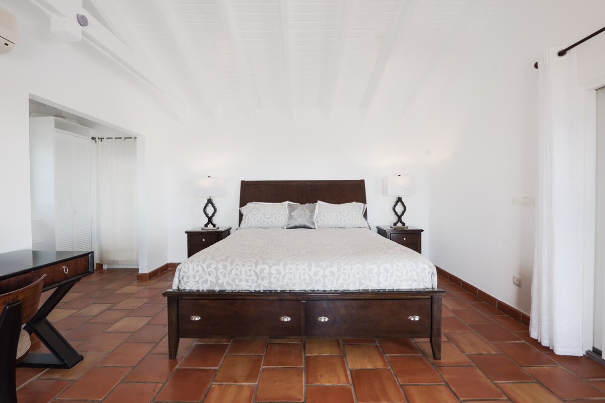 Mariposa gallery image 3