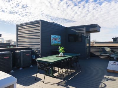 Broadway Breakaway I Rooftop HotTub