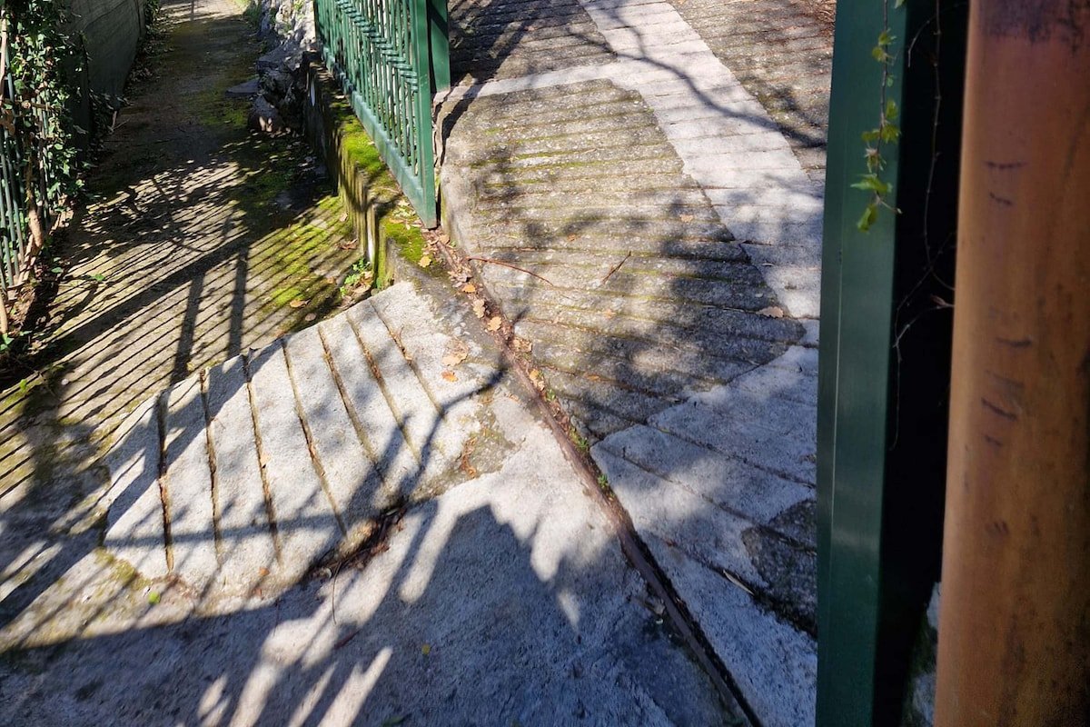 Luxury Villa, Direct Sea Access gallery image 4