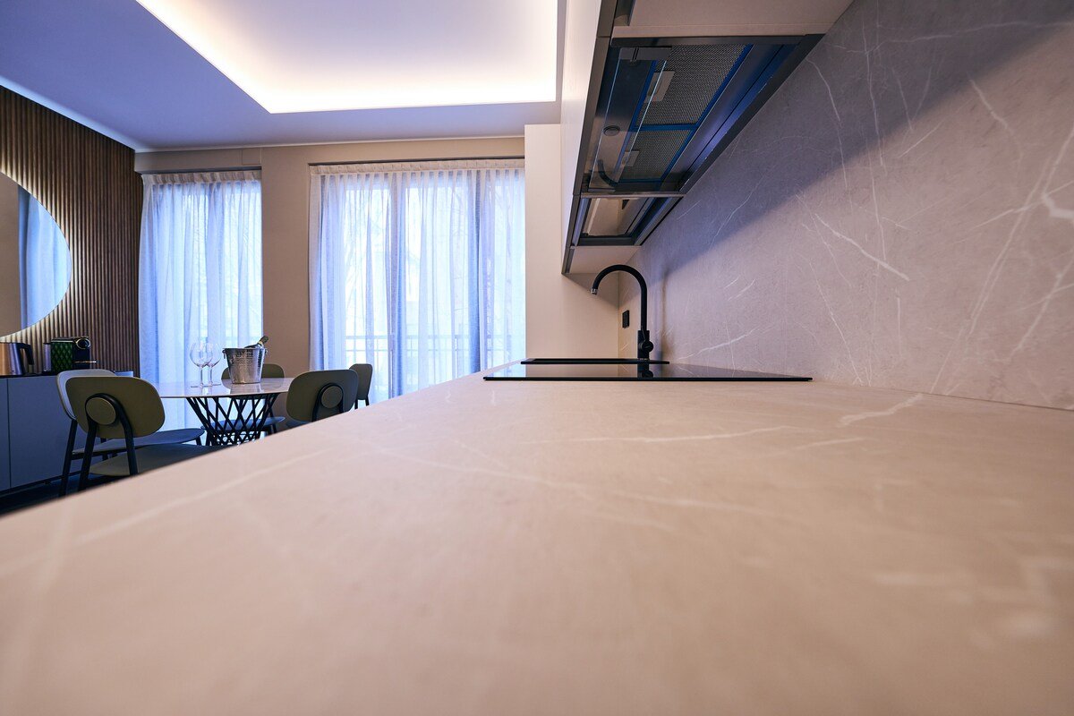 Monet Golden House gallery image 5