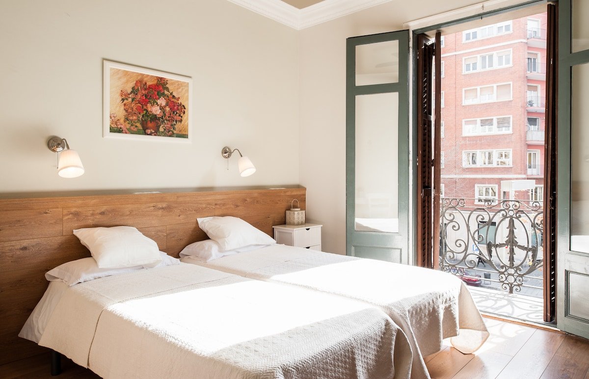 Elegant and spacious apartment in Paralel gallery image 2