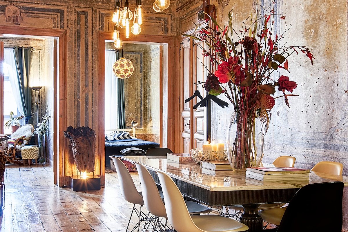 19th Century Luxury Loft w/Patio near Galata Tower gallery image 2